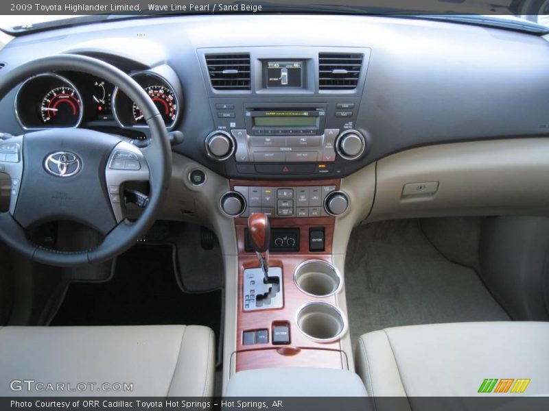 Wave Line Pearl / Sand Beige 2009 Toyota Highlander Limited