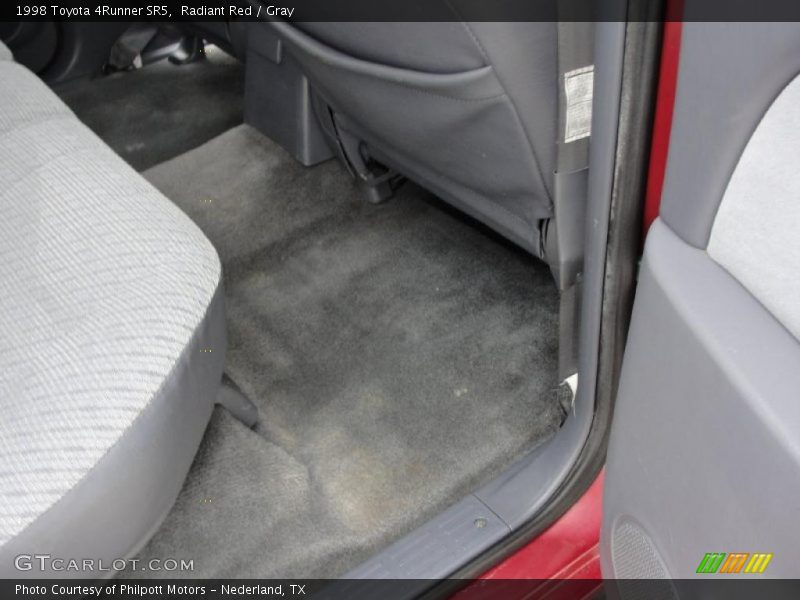 Radiant Red / Gray 1998 Toyota 4Runner SR5