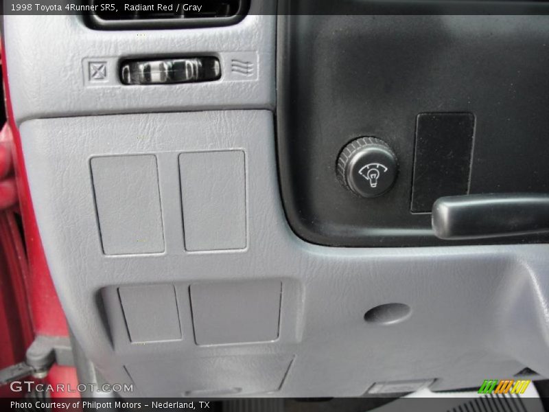 Radiant Red / Gray 1998 Toyota 4Runner SR5
