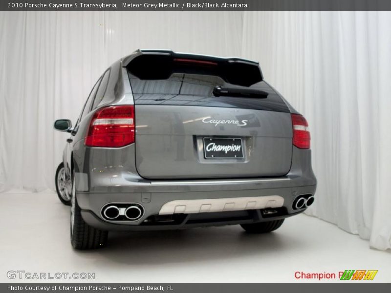 Meteor Grey Metallic / Black/Black Alcantara 2010 Porsche Cayenne S Transsyberia