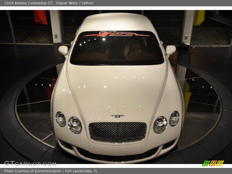 Glacier White / Saffron 2009 Bentley Continental GT