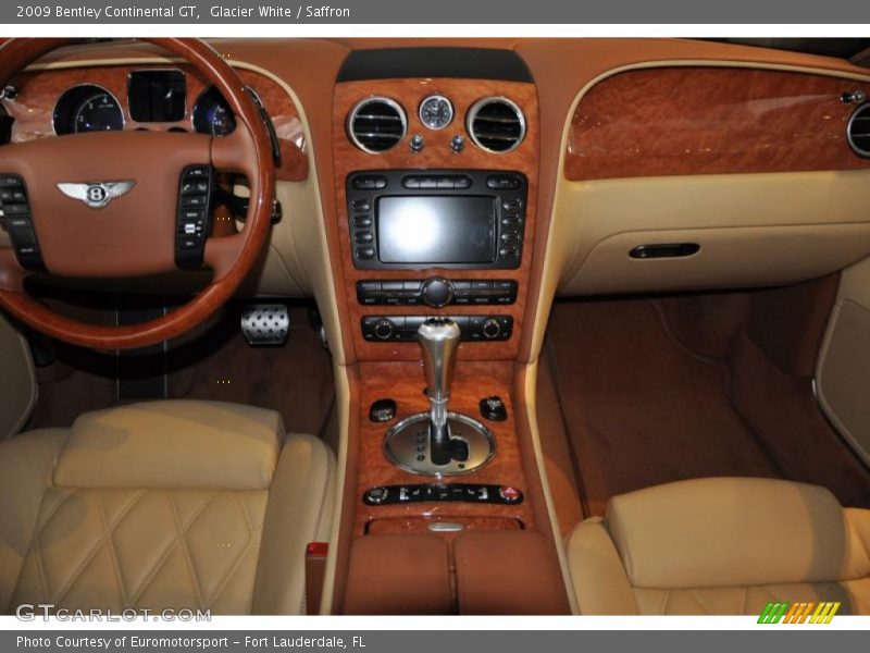 Glacier White / Saffron 2009 Bentley Continental GT
