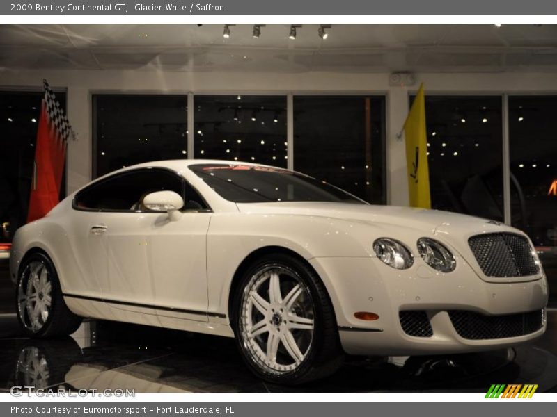 Glacier White / Saffron 2009 Bentley Continental GT