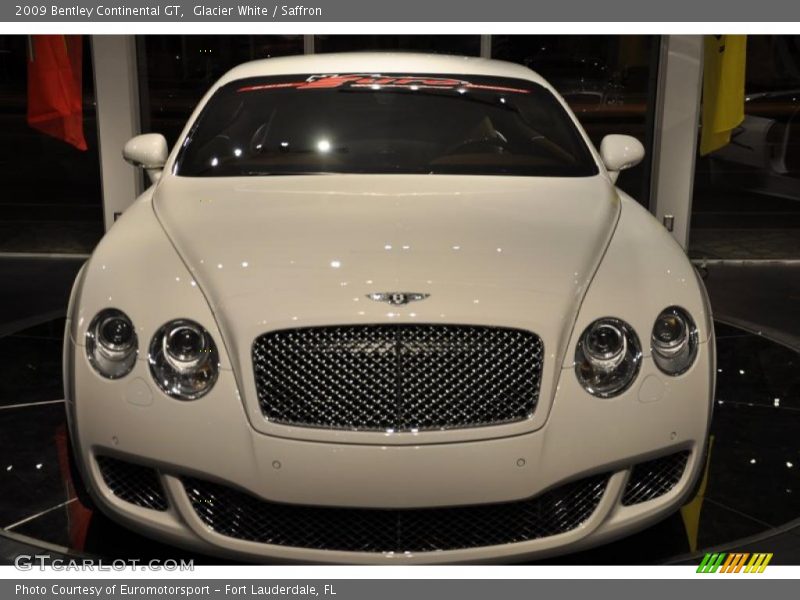 Glacier White / Saffron 2009 Bentley Continental GT