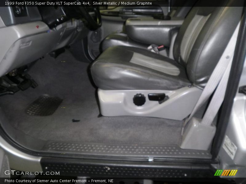 Silver Metallic / Medium Graphite 1999 Ford F350 Super Duty XLT SuperCab 4x4