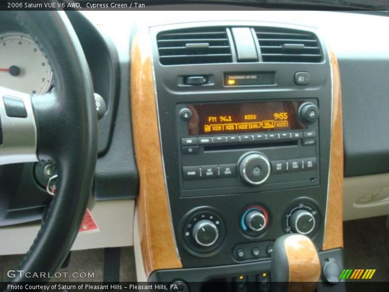 Cypress Green / Tan 2006 Saturn VUE V6 AWD