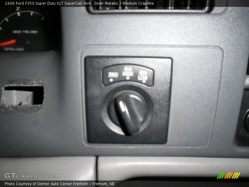 Silver Metallic / Medium Graphite 1999 Ford F350 Super Duty XLT SuperCab 4x4