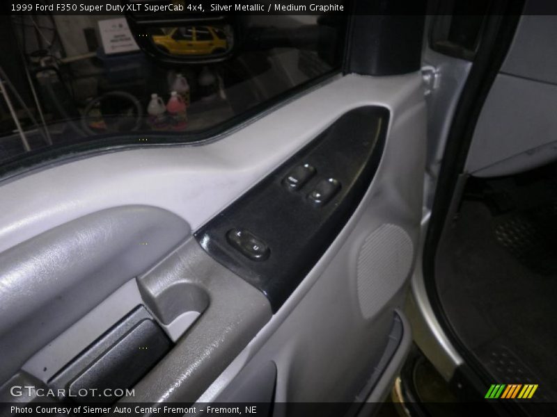 Silver Metallic / Medium Graphite 1999 Ford F350 Super Duty XLT SuperCab 4x4