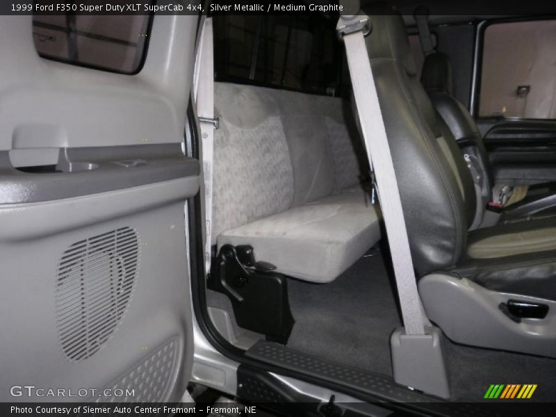 Silver Metallic / Medium Graphite 1999 Ford F350 Super Duty XLT SuperCab 4x4