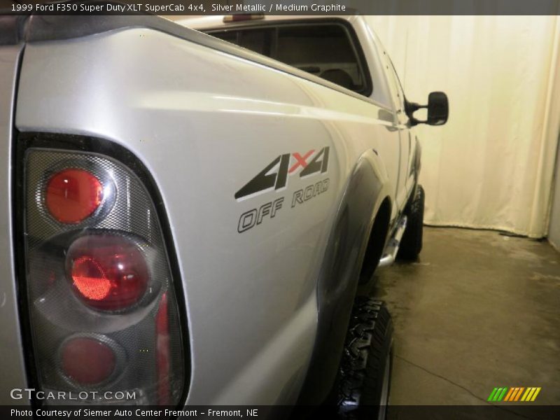 Silver Metallic / Medium Graphite 1999 Ford F350 Super Duty XLT SuperCab 4x4