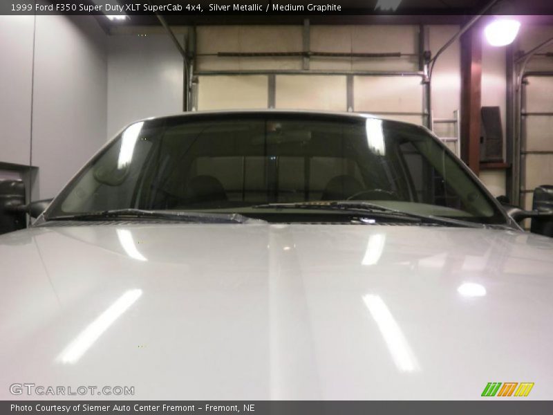 Silver Metallic / Medium Graphite 1999 Ford F350 Super Duty XLT SuperCab 4x4