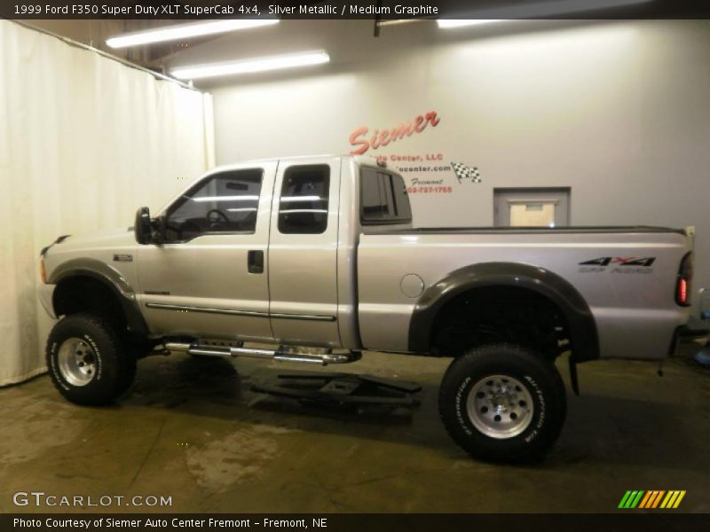 Silver Metallic / Medium Graphite 1999 Ford F350 Super Duty XLT SuperCab 4x4
