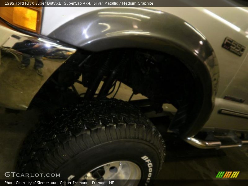 Silver Metallic / Medium Graphite 1999 Ford F350 Super Duty XLT SuperCab 4x4