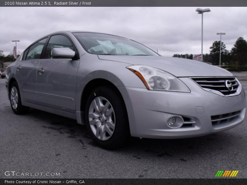 Radiant Silver / Frost 2010 Nissan Altima 2.5 S
