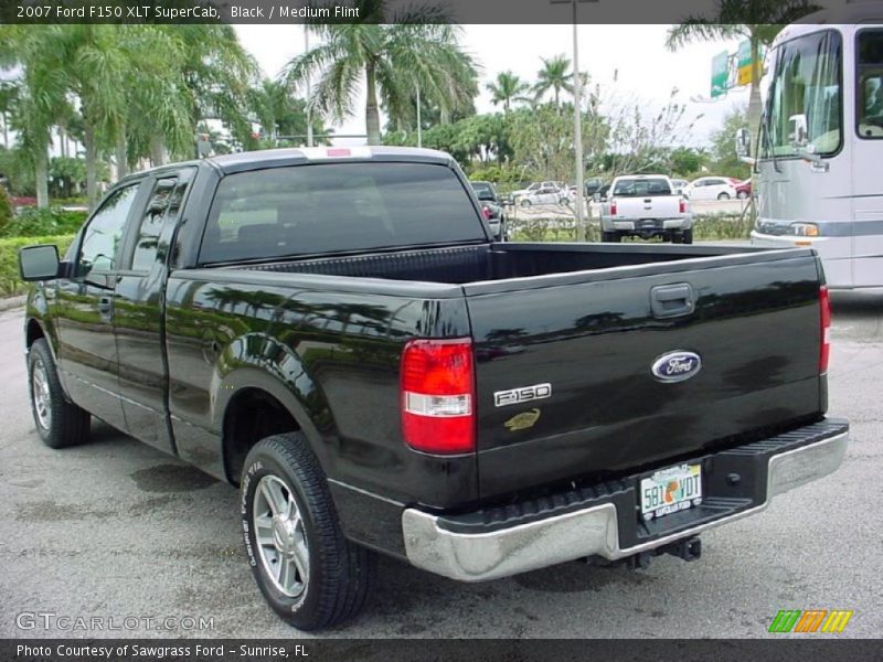 Black / Medium Flint 2007 Ford F150 XLT SuperCab