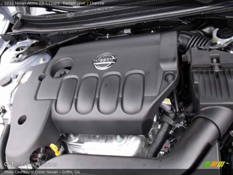 Radiant Silver / Charcoal 2010 Nissan Altima 2.5 S Coupe
