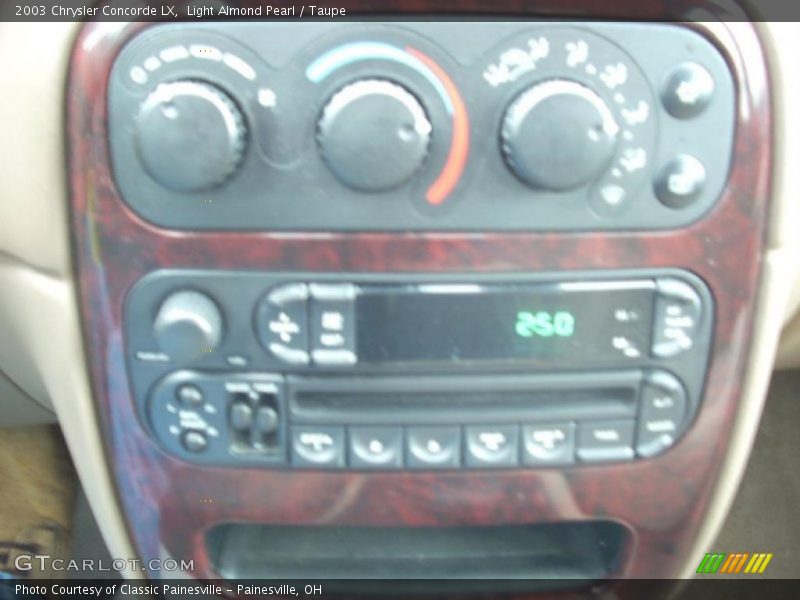 Light Almond Pearl / Taupe 2003 Chrysler Concorde LX