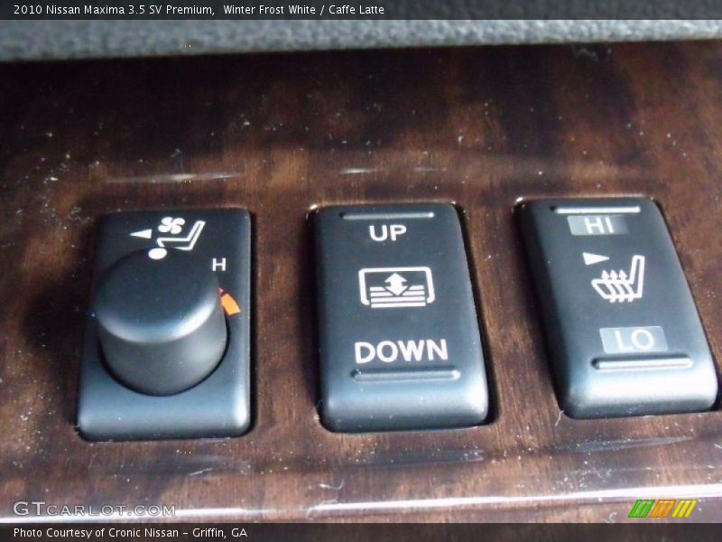 Winter Frost White / Caffe Latte 2010 Nissan Maxima 3.5 SV Premium