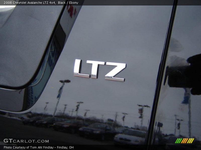 Black / Ebony 2008 Chevrolet Avalanche LTZ 4x4