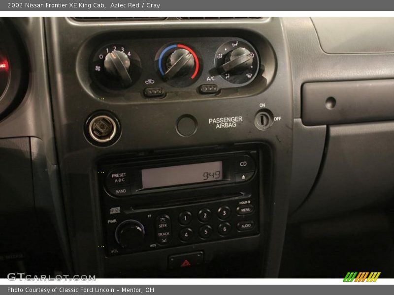 Aztec Red / Gray 2002 Nissan Frontier XE King Cab