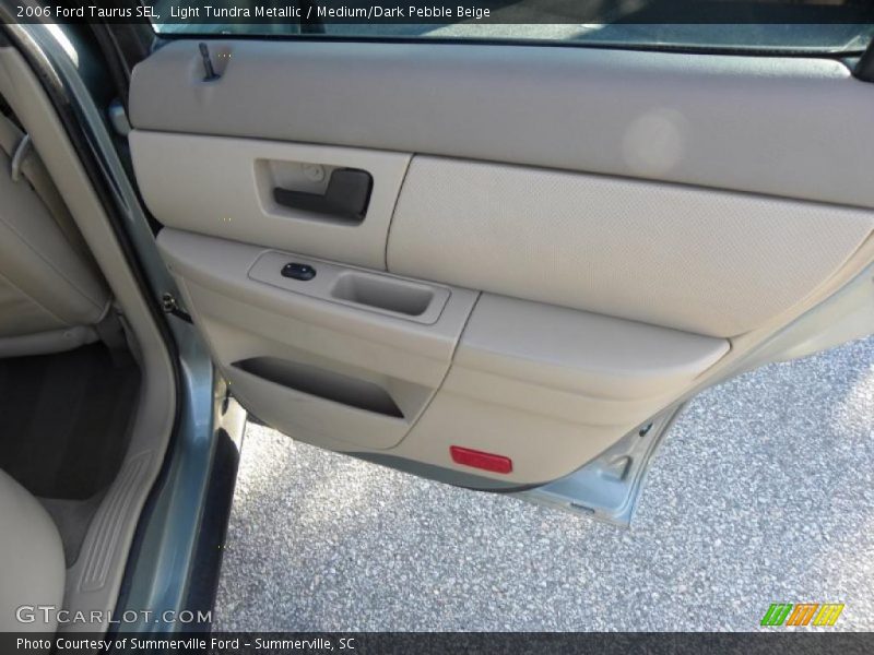 Light Tundra Metallic / Medium/Dark Pebble Beige 2006 Ford Taurus SEL