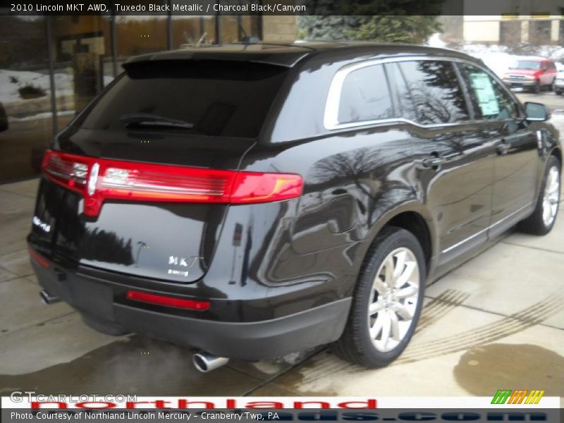 Tuxedo Black Metallic / Charcoal Black/Canyon 2010 Lincoln MKT AWD