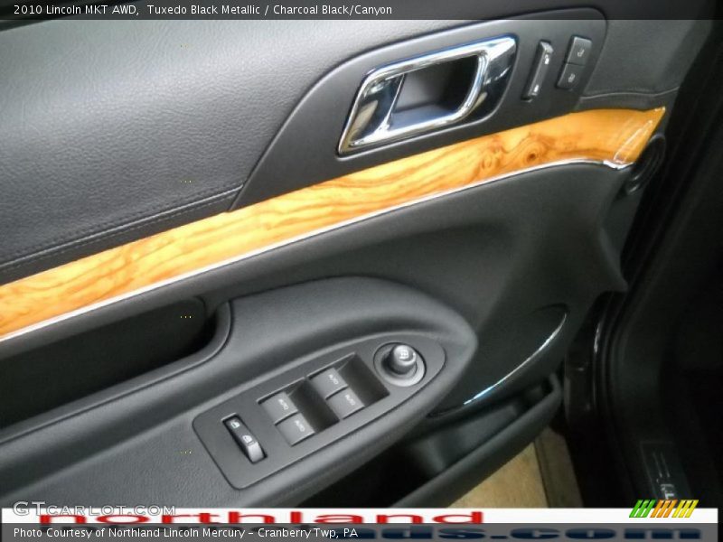 Tuxedo Black Metallic / Charcoal Black/Canyon 2010 Lincoln MKT AWD