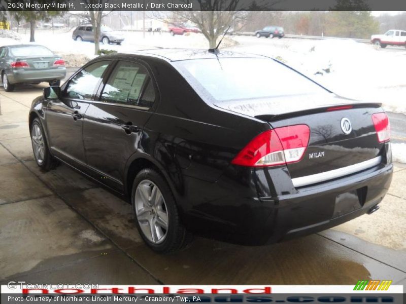 Tuxedo Black Metallic / Dark Charcoal 2010 Mercury Milan I4