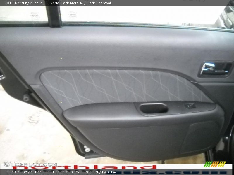 Tuxedo Black Metallic / Dark Charcoal 2010 Mercury Milan I4