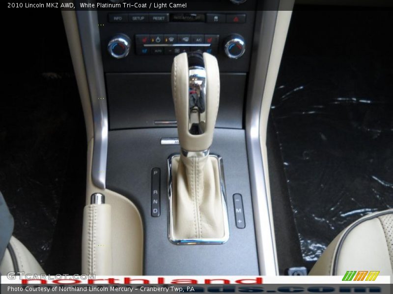 White Platinum Tri-Coat / Light Camel 2010 Lincoln MKZ AWD