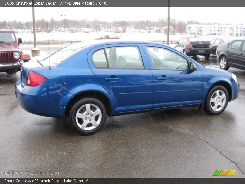 Arrival Blue Metallic / Gray 2005 Chevrolet Cobalt Sedan