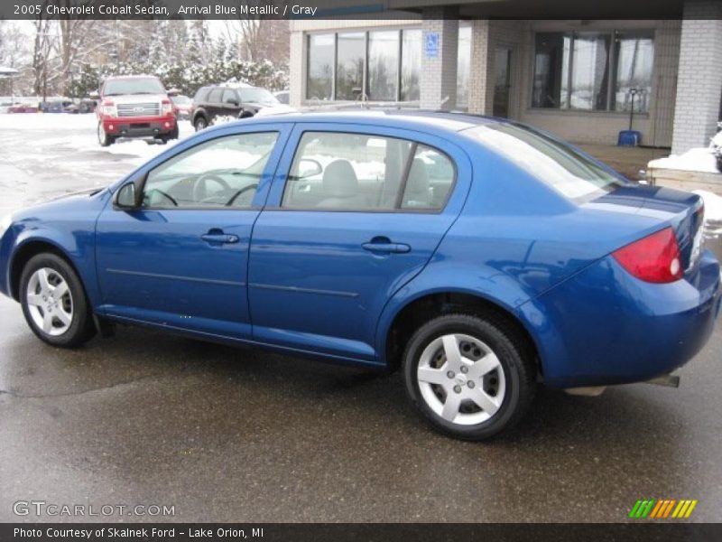 Arrival Blue Metallic / Gray 2005 Chevrolet Cobalt Sedan