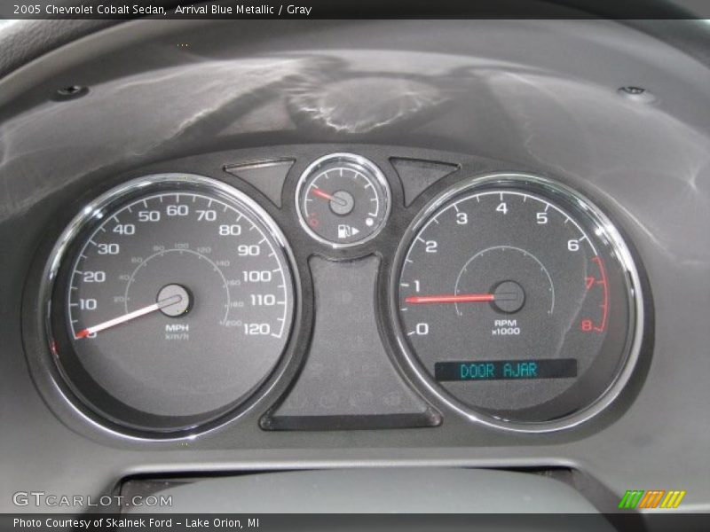 Arrival Blue Metallic / Gray 2005 Chevrolet Cobalt Sedan
