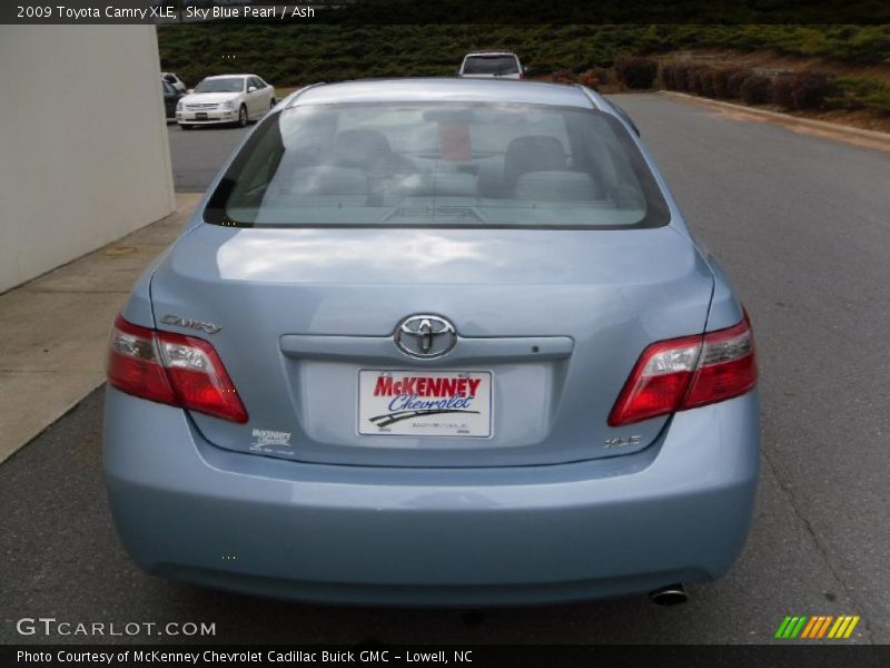 Sky Blue Pearl / Ash 2009 Toyota Camry XLE