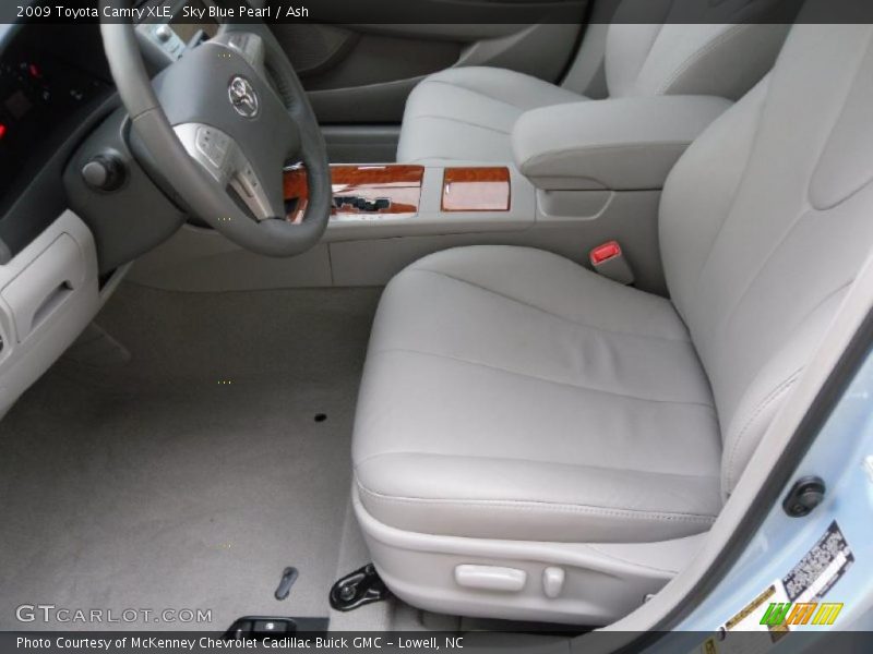 Sky Blue Pearl / Ash 2009 Toyota Camry XLE