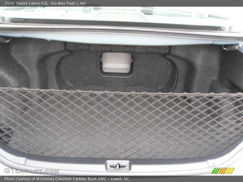 Sky Blue Pearl / Ash 2009 Toyota Camry XLE