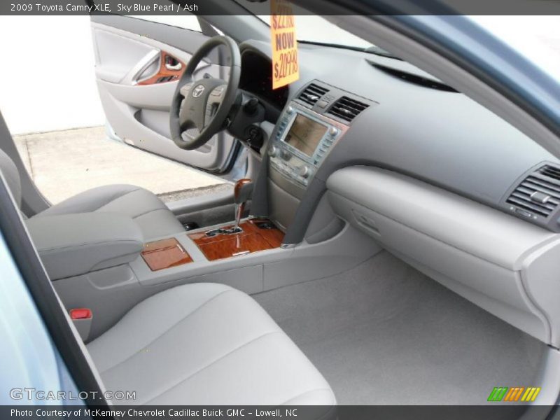 Sky Blue Pearl / Ash 2009 Toyota Camry XLE