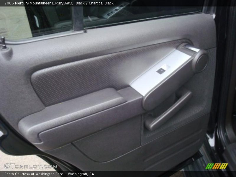 Black / Charcoal Black 2006 Mercury Mountaineer Luxury AWD