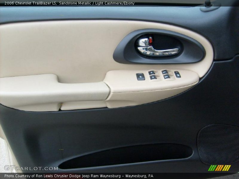Sandstone Metallic / Light Cashmere/Ebony 2006 Chevrolet TrailBlazer LS