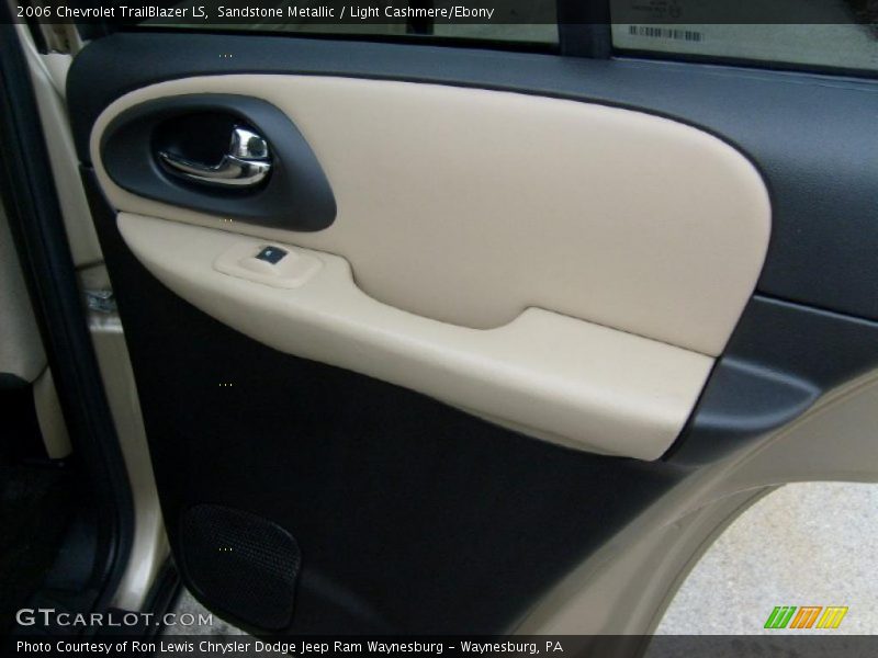 Sandstone Metallic / Light Cashmere/Ebony 2006 Chevrolet TrailBlazer LS