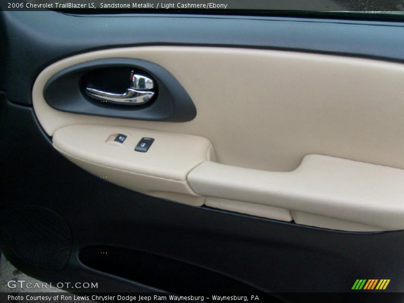 Sandstone Metallic / Light Cashmere/Ebony 2006 Chevrolet TrailBlazer LS