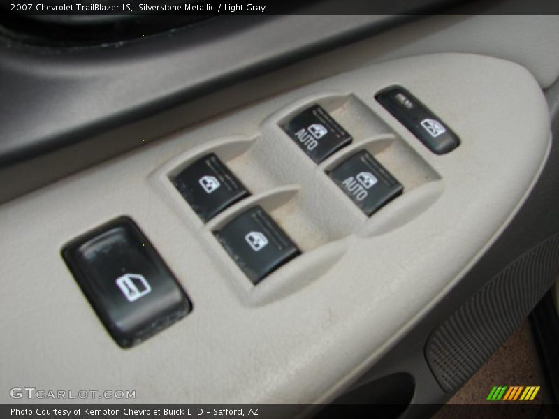 Silverstone Metallic / Light Gray 2007 Chevrolet TrailBlazer LS