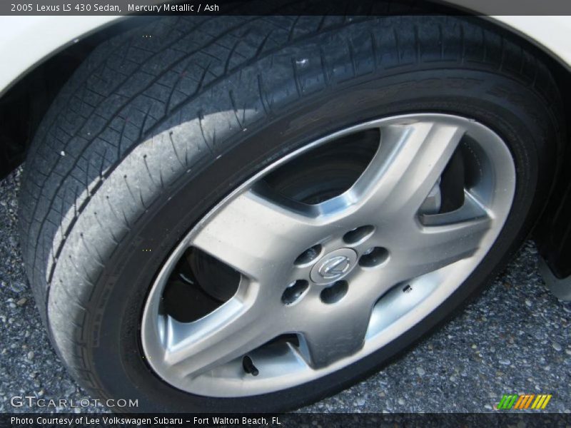 Mercury Metallic / Ash 2005 Lexus LS 430 Sedan