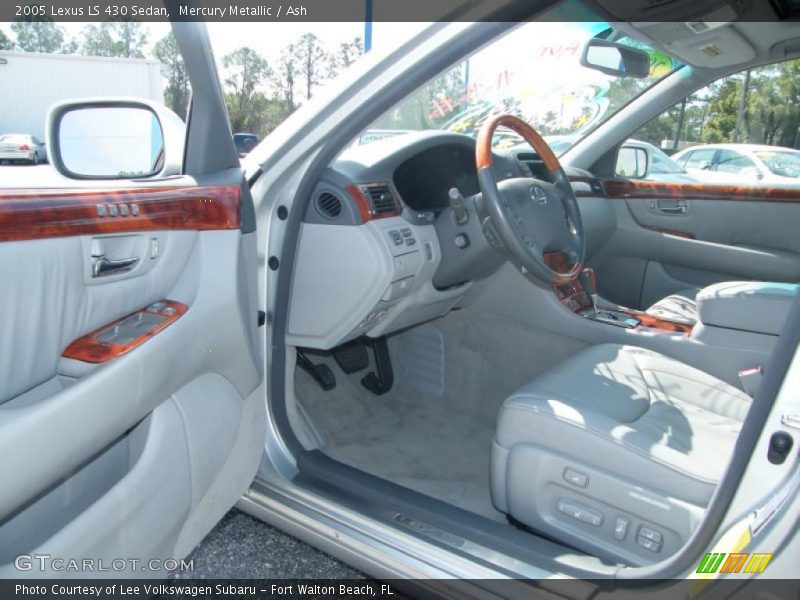 Mercury Metallic / Ash 2005 Lexus LS 430 Sedan