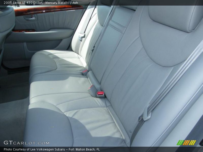 Mercury Metallic / Ash 2005 Lexus LS 430 Sedan
