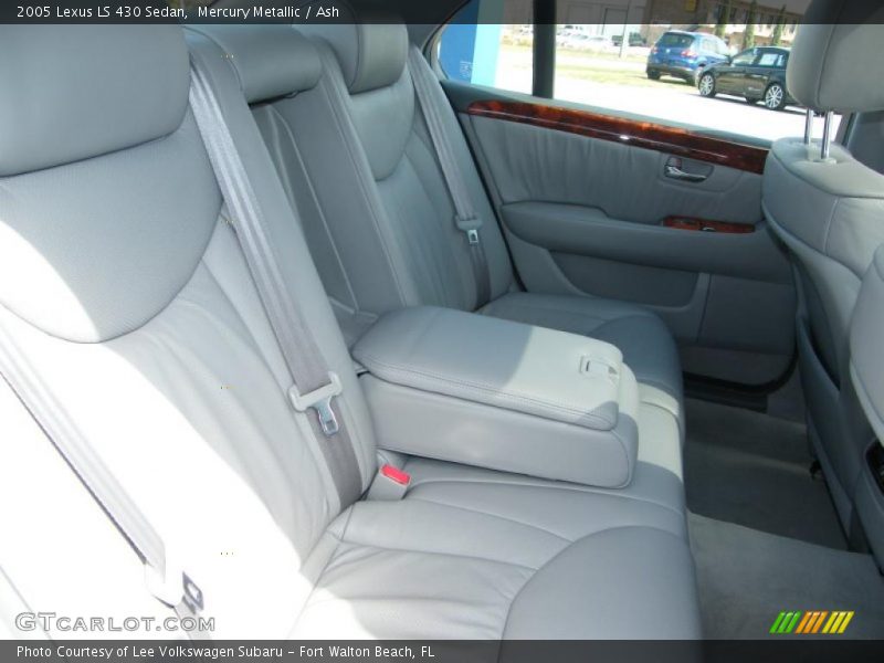 Mercury Metallic / Ash 2005 Lexus LS 430 Sedan