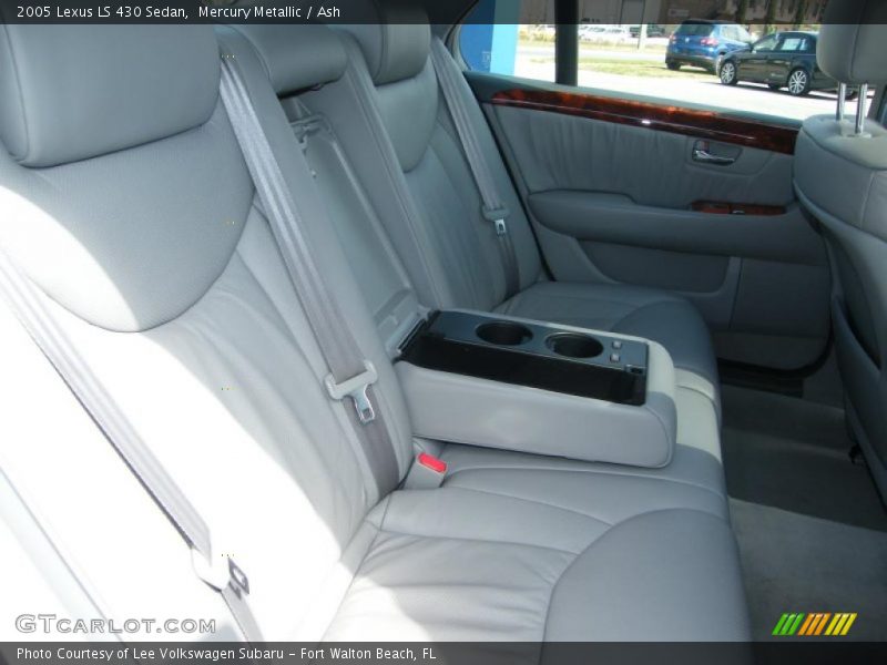 Mercury Metallic / Ash 2005 Lexus LS 430 Sedan