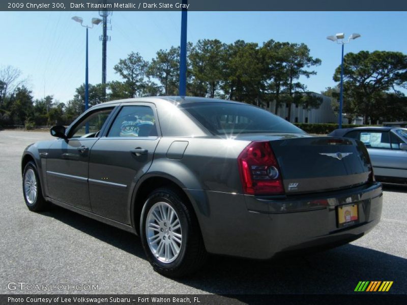 Dark Titanium Metallic / Dark Slate Gray 2009 Chrysler 300