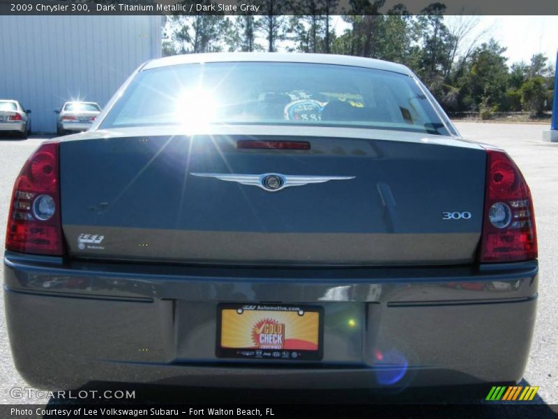 Dark Titanium Metallic / Dark Slate Gray 2009 Chrysler 300