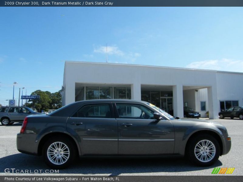Dark Titanium Metallic / Dark Slate Gray 2009 Chrysler 300